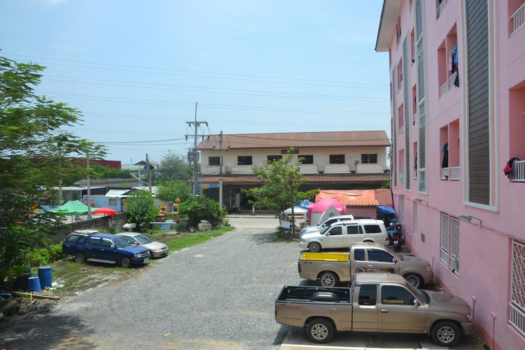 Bun Som Apartment Ban Don Lang Exterior foto